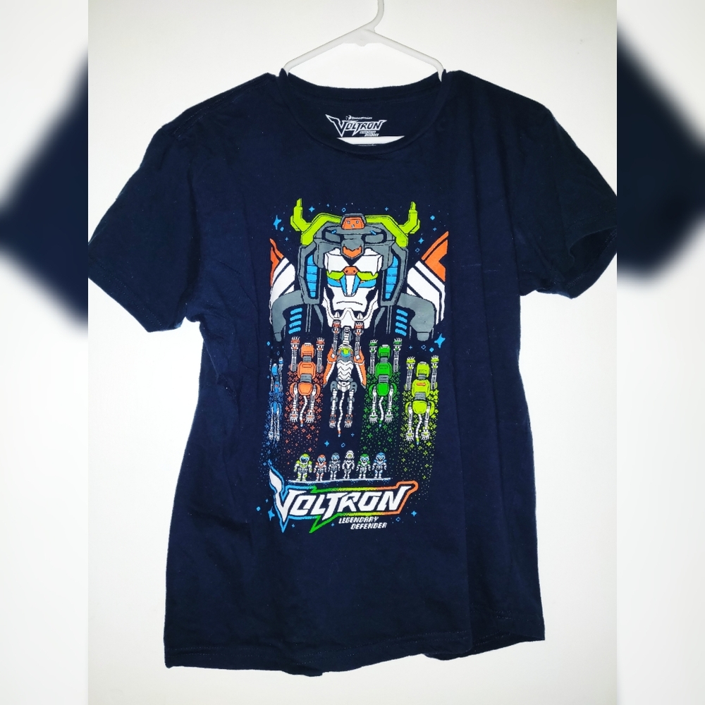 Voltron Loot Crate Wear Exclusive Graphic Tee